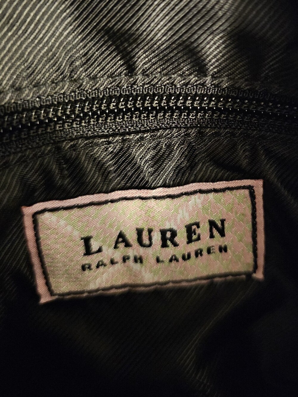 Lauren Ralph Lauren Pink Shoulder Bag with Black Strap and Buckle. - Picture 3 of 11
